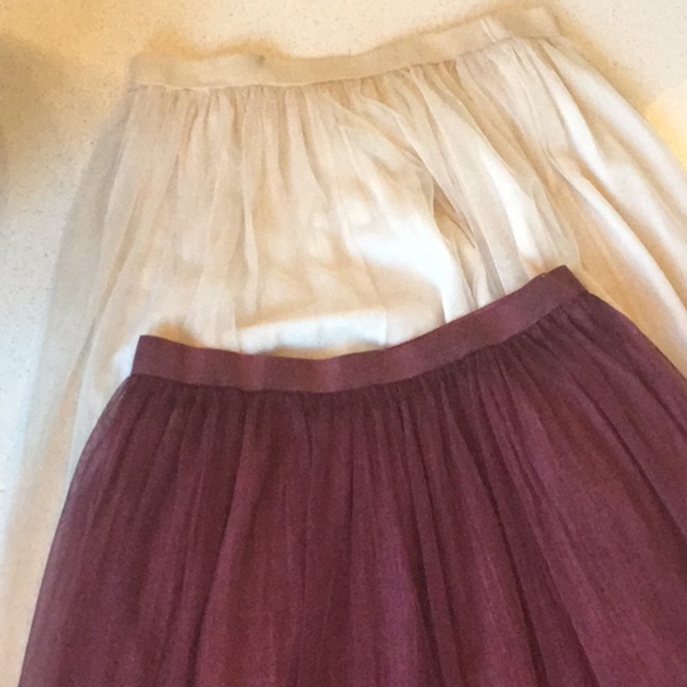 2 for the price of 1! Midi skirts